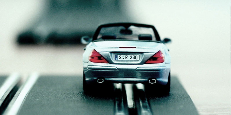 Art Direktion. Fotografie und Design von Broschüren zu den Navigationssysteme von Mercedes-Benz